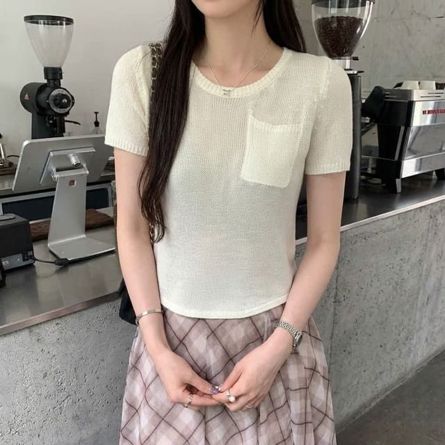 Shinsei-Short Sleeve Round Neck Plain Knit Top