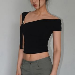 Shinsei-Short-Sleeve Single Shoulder Plain Crop Top