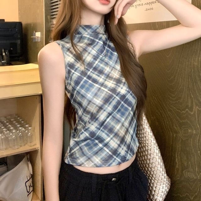 Shinsei-Sleeveless Mock Neck Plaid Top