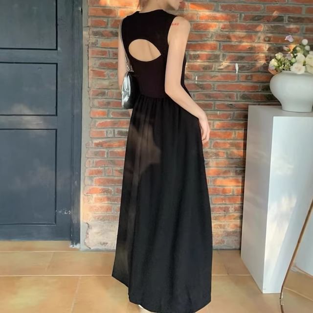 Shinsei-Sleeveless Round Neck Plain Backless Maxi A-Line Dress