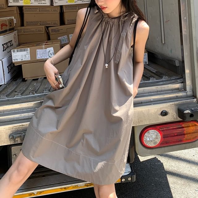 Shinsei-Sleeveless Round Neck Plain Mini A-Line Dress