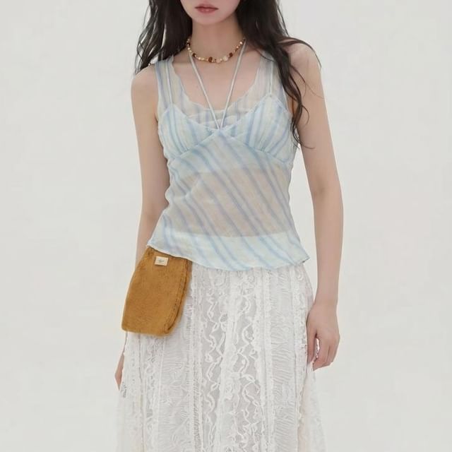 Shinsei-Sleeveless Scoop Neck Striped Top