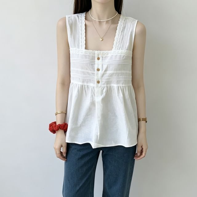Shinsei-Square Neck Plain Lace Trim Flowy Tank Top