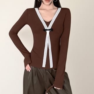 Shopherd-Long-Sleeve V-Neck Lace Strap Plain T-Shirt