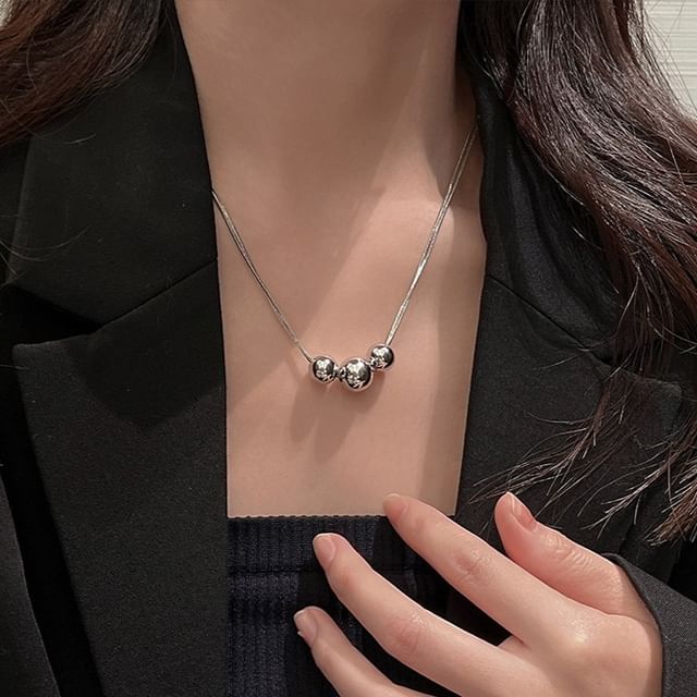 Show Mind-Beaded Necklace