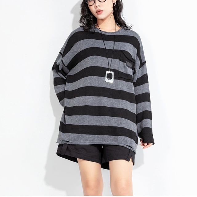 SIMPLE BLACK-Crew Neck Striped Distressed Oversized Sweater