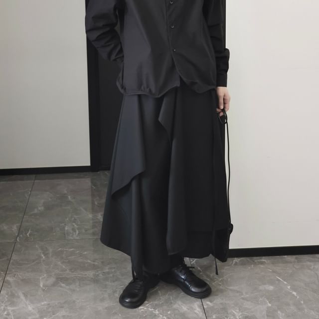 SIMPLE BLACK-High Waist Plain Asymmetrical Culottes