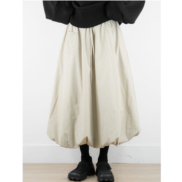 SIMPLE BLACK-High Waist Plain Midi A-Line Skirt