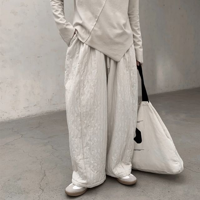 SIMPLE BLACK-High Waist Plain Padded Baggy Pants