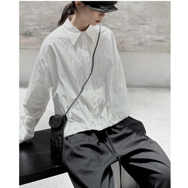 SIMPLE BLACK-Long-Sleeve Plain Shirt