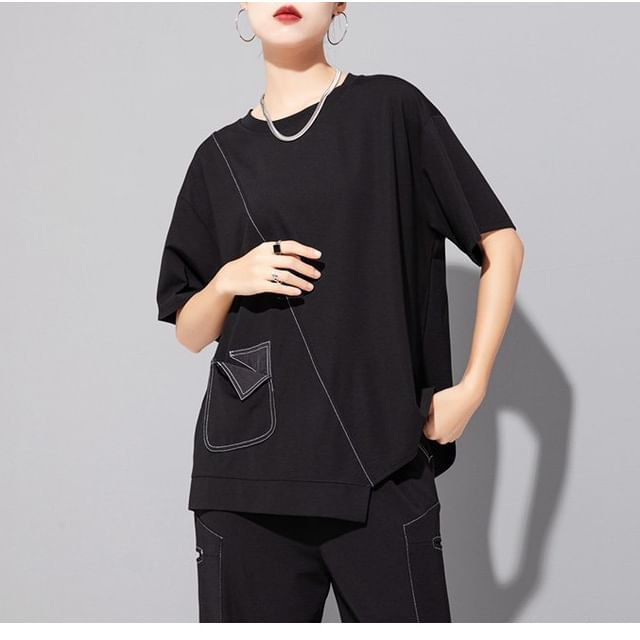 SIMPLE BLACK-Short Sleeve Round Neck Contrast Stitch Patch Pocket Asymmetrical T-Shirt