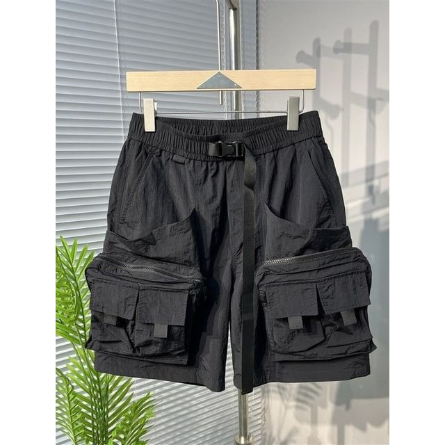 Sinlarity-Buckled Waist Plain Cargo Shorts