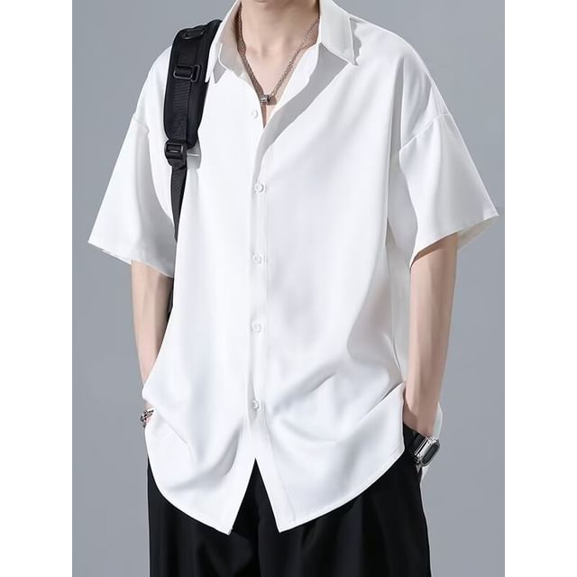 Sinlarity-Short Sleeve Collared Plain Shirt