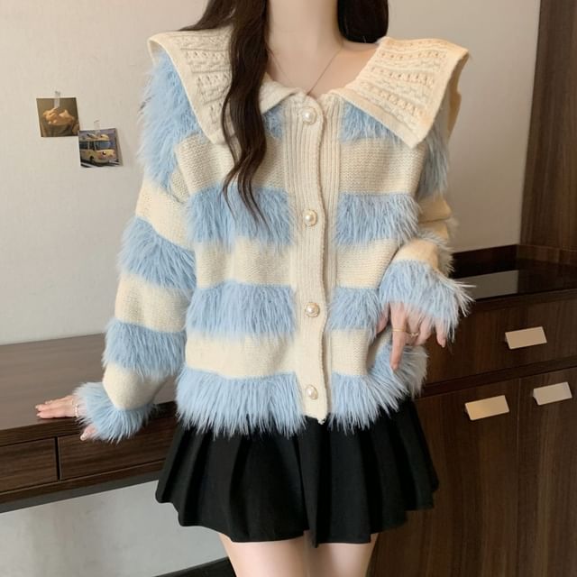 Sisyphi-Collar Striped Fluffy Trim Cardigan
