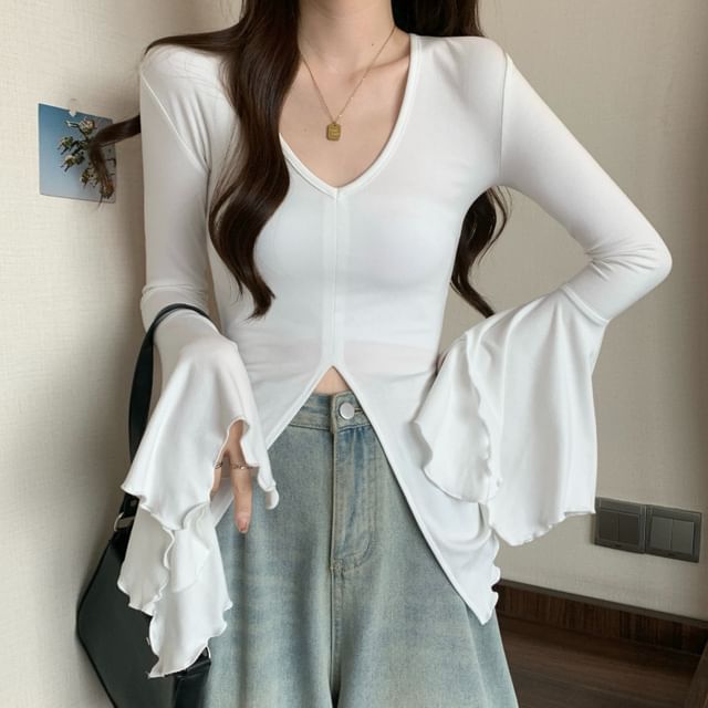 Sisyphi-Flare-Sleeve V-Neck Slit Hem Plain Tee