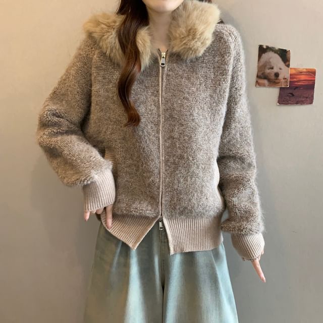 Sisyphi-Fluffy Collared Plain Zip Cardigan
