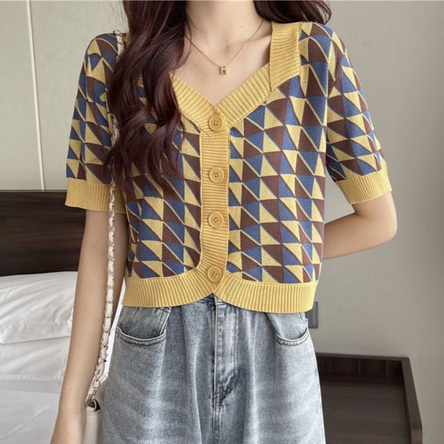 Sisyphi-Short-Sleeve Argyle Print Button-Up Knit Top