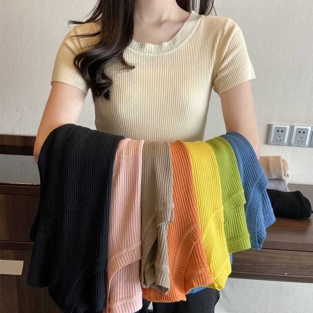 Sisyphi-Short-Sleeve Crew Neck Plain Ribbed Knit Top