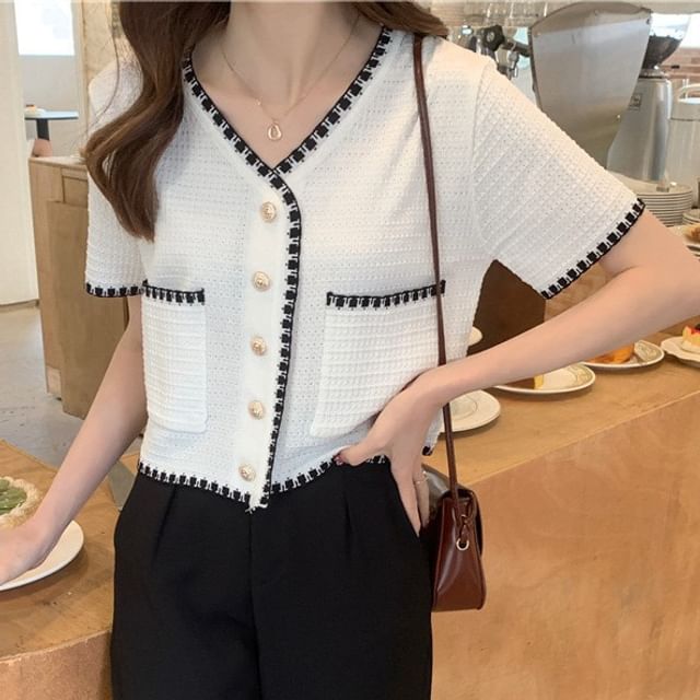 Sisyphi-Short-Sleeve V-Neck Contrast Trim Button Knit Top