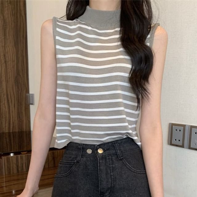 Sisyphi-Sleeveless Mock Neck Striped Knit Top