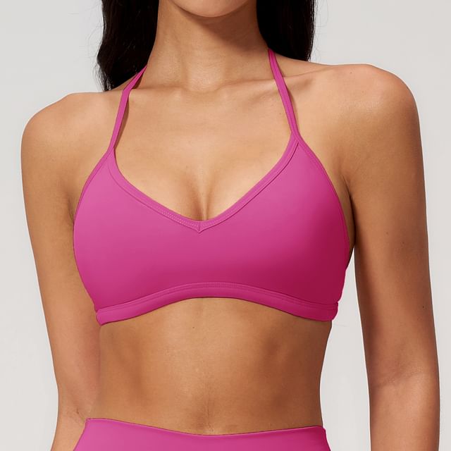 Skinniano-Halter Neck Plain Sport Bra Top