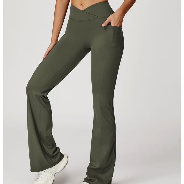 Skinniano-Mid Rise Plain Flared Yoga Pants