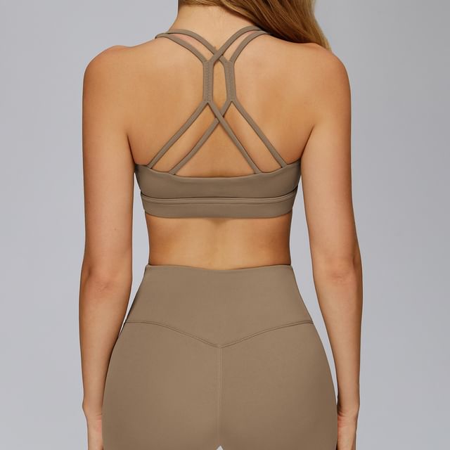 Skinniano-Plain Strapped Sports Bra