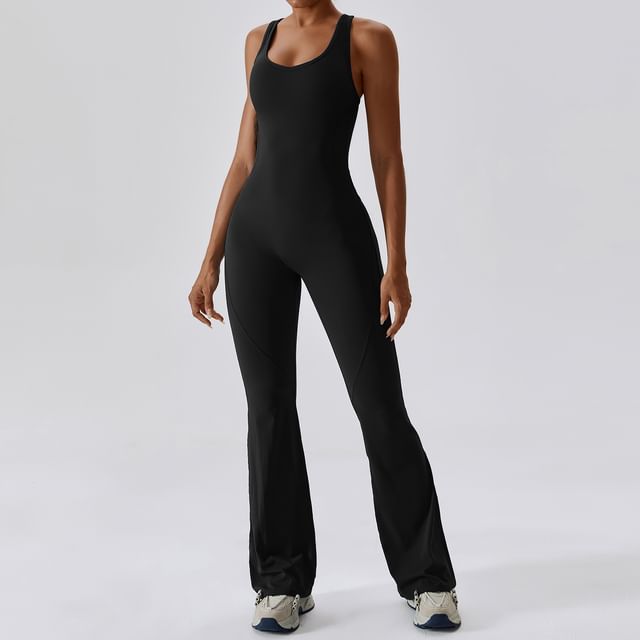 Skinniano-Sleeveless Scoop Neck Plain Backless Flared Jumpsuit