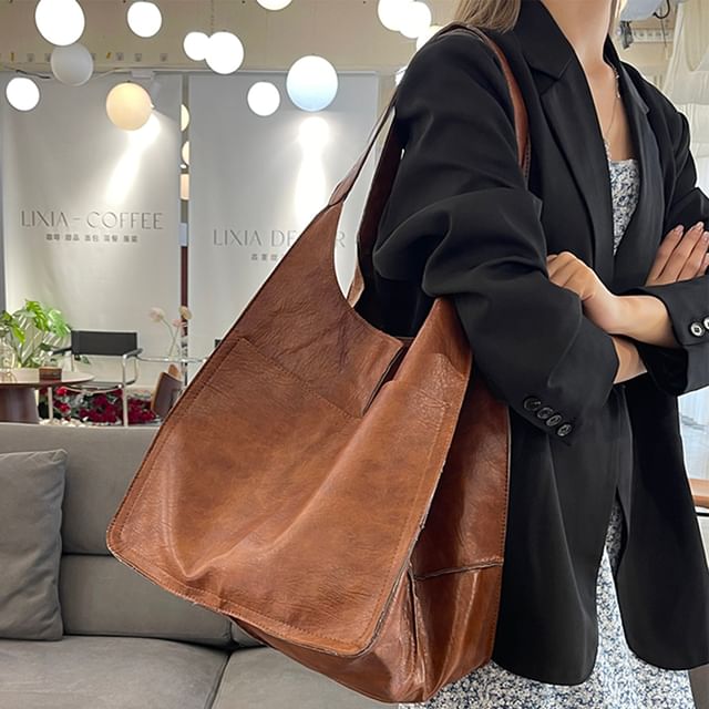 Skyglow-Faux Leather Plain Shoulder Bag