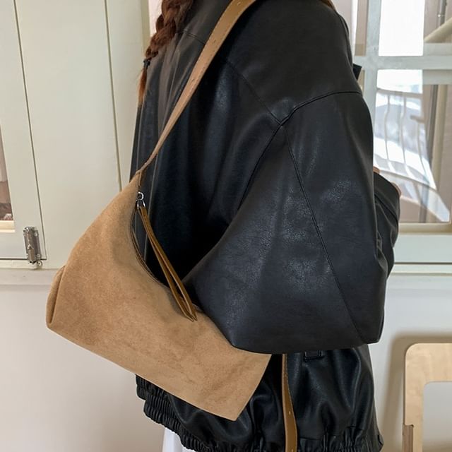 Skyglow-Faux Leather Plain Shoulder Bag