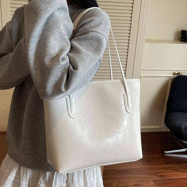 Skyglow-Faux Leather Plain Tote Bag
