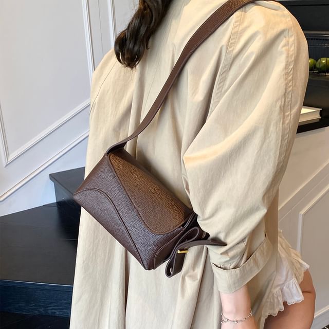 Skyglow-Flap Panel Crossbody Bag