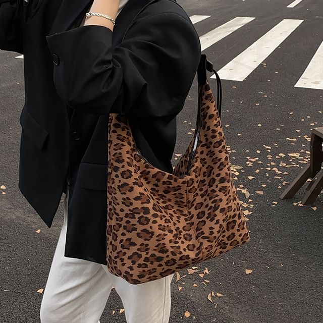 Skyglow-Leopard Print Shoulder Bag