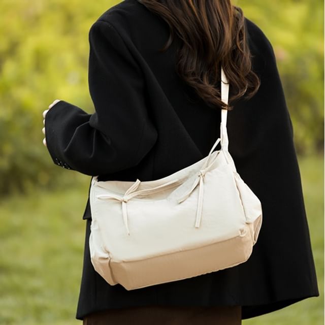 Skyglow-Nylon Plain Shoulder Bag