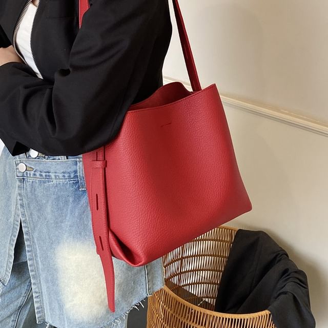 Skyglow-Plain Faux Leather Bucket Bag
