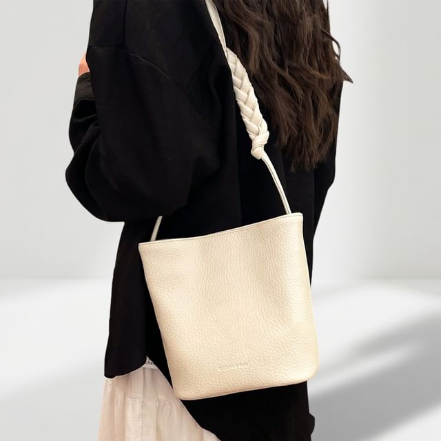 Skyglow-Plain Faux Leather Bucket Bag
