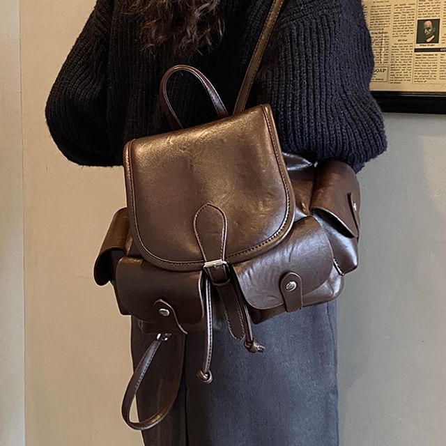 Skyglow-Plain Faux Leather Flap Backpack