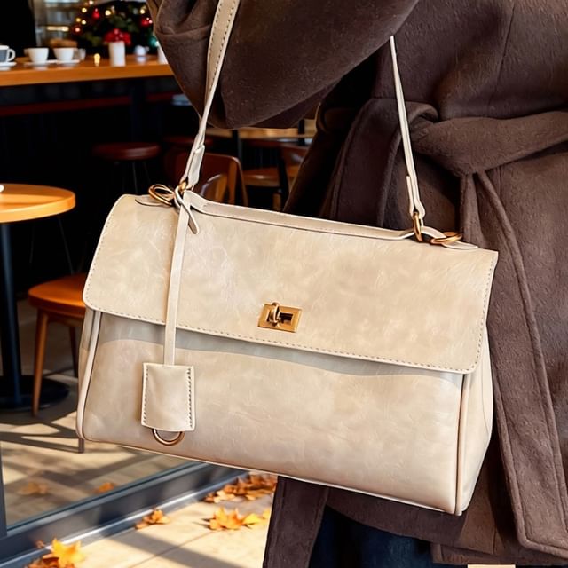 Skyglow-Plain Faux Leather Flap Tote Bag