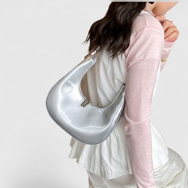 Skyglow-Plain Patent Leather Shoulder Bag