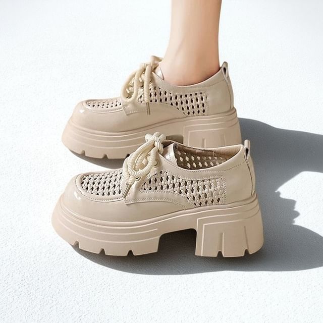 Sleeko-Platform Panel Woven Lace Up Shoes