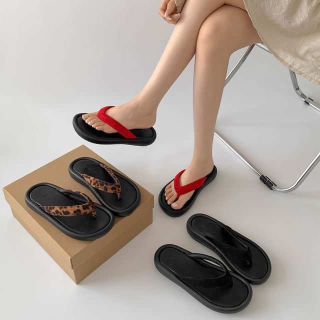 SouthBay Shoes-Platform Flip-Flops