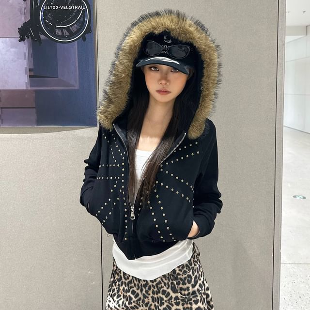 SPUCIKLEI-Studded Fluffy Trim Hooded Cropped Zip Jacket