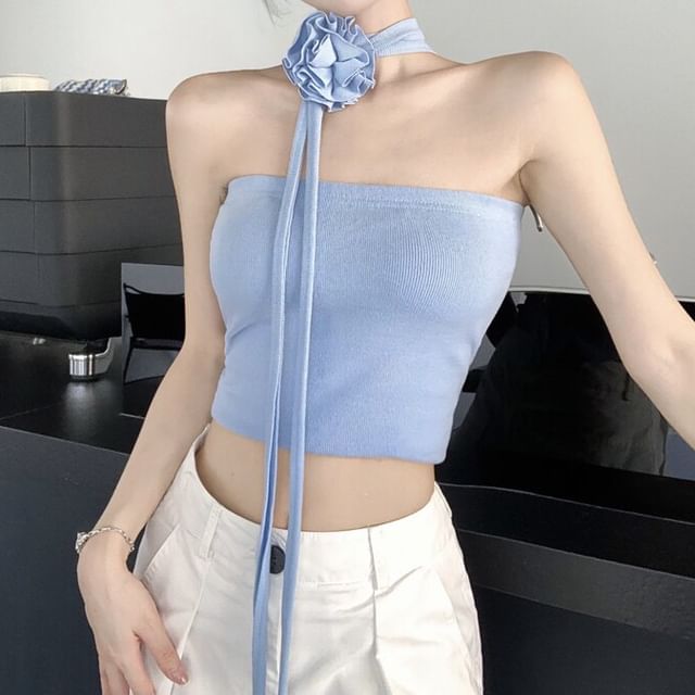 Strawolf-Halter Plain Corsage Crop Top