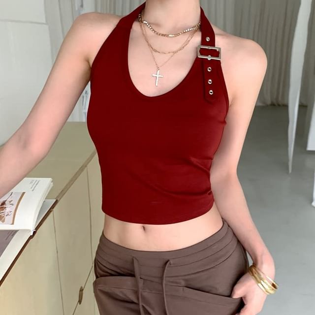Strawolf-Halter V-Neck Plain Buckled Open Back Crop Top