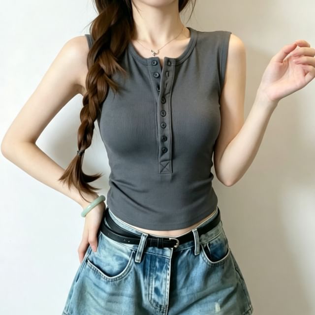 Striinkie-Henley Plain Crop Tank Top
