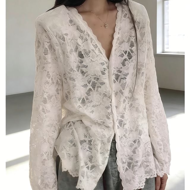 Striinkie-Long-Sleeve V-Neck Lace Top