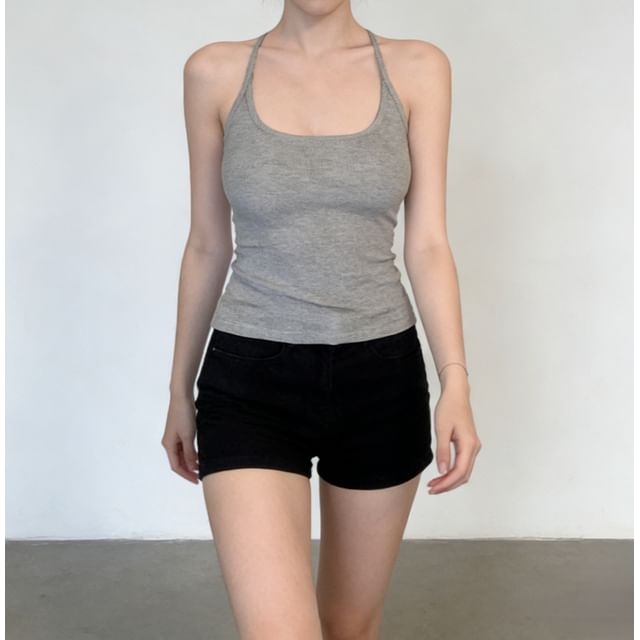 Striinkie-Scoop Neck Plain Camisole Top