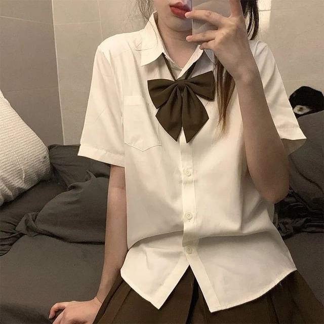 Striinkie-Short-Sleeve Button-Up Plain Shirt