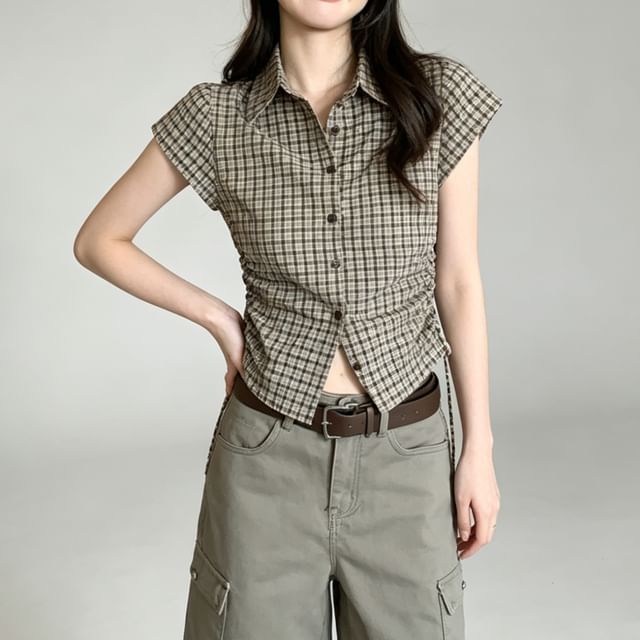 Sugarcoat-Short-Sleeve Plaid Button-Up Shirt