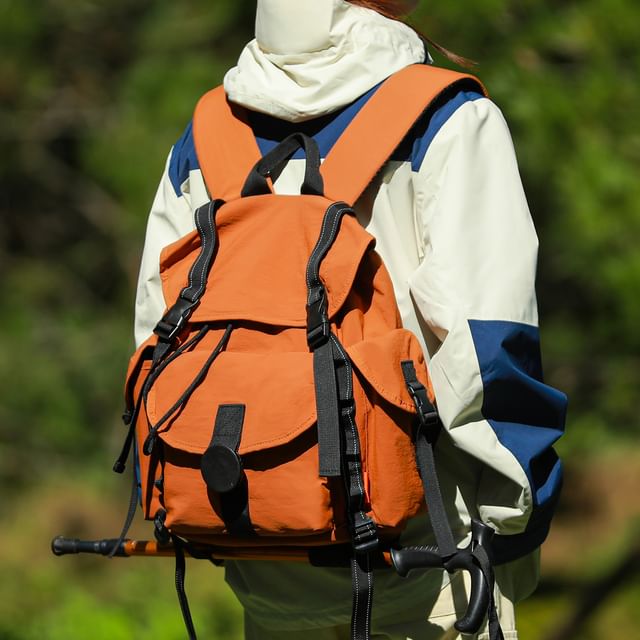 SUNMAN-Flap Drawstring Buckle Backpack